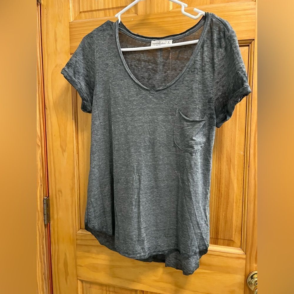 Like new Abercrombie & Fitch gray one pocket t shirt size medium